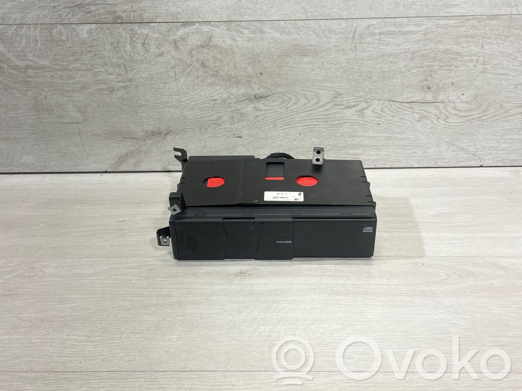 BMW X5 E53 CD/DVD keitiklis 