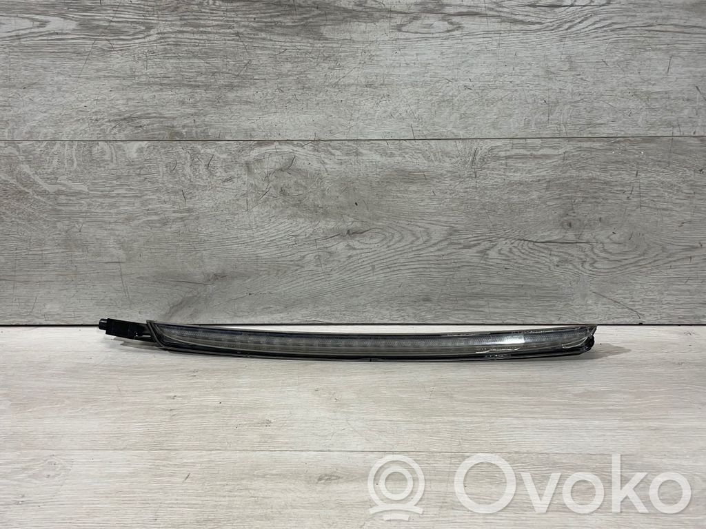 BMW 3 E46 Third/center stoplight 