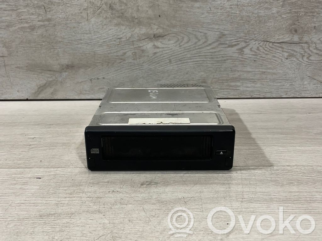 BMW 5 E60 E61 CD/DVD keitiklis 