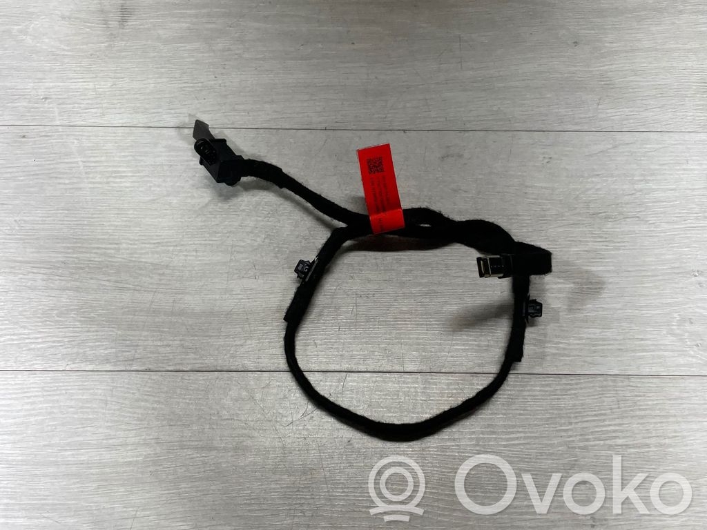 Tesla Model 3 Enchufe conector USB 