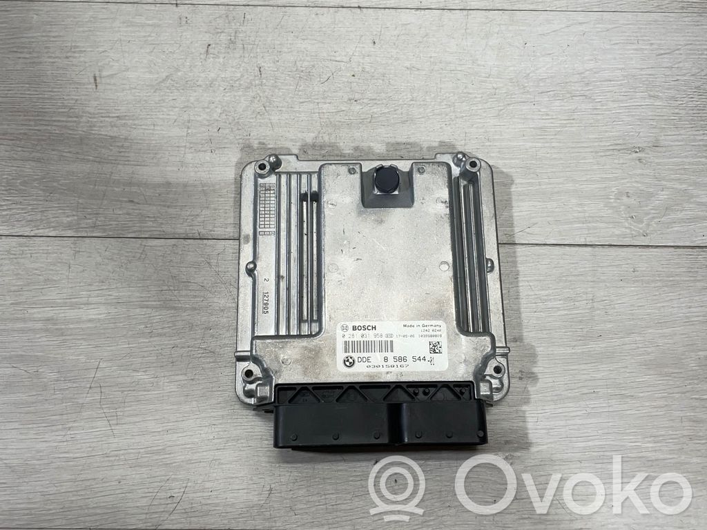 BMW X5 F15 Engine control unit/module 