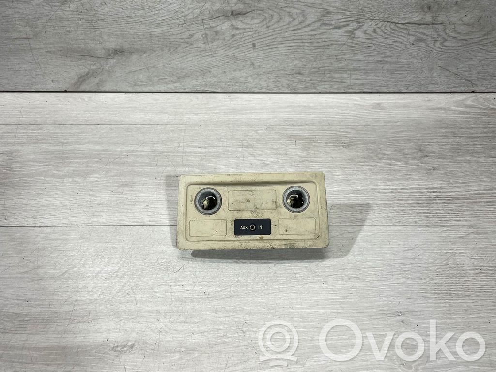 BMW 5 E60 E61 AUX in-socket connector 