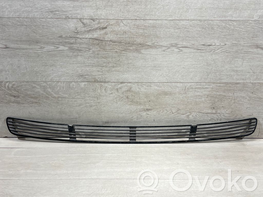 BMW 7 E38 Bonnet/hood grill 
