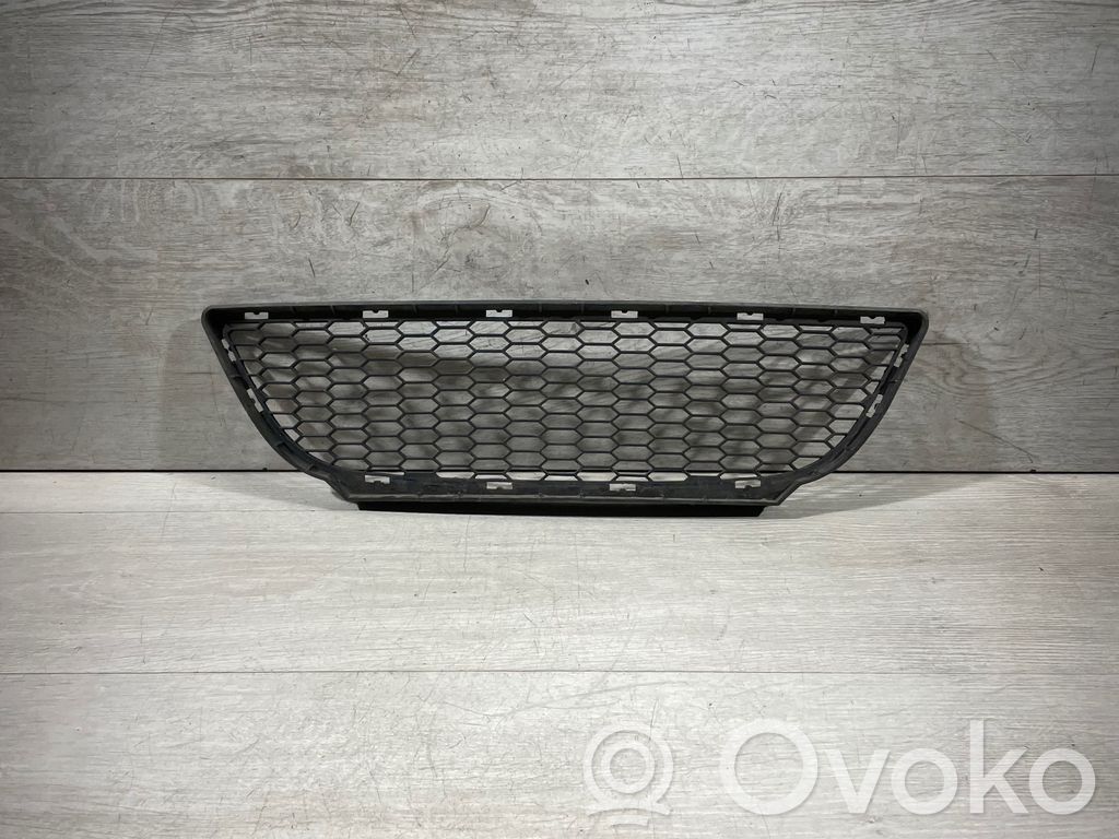 BMW 3 E90 E91 Front bumper lower grill 