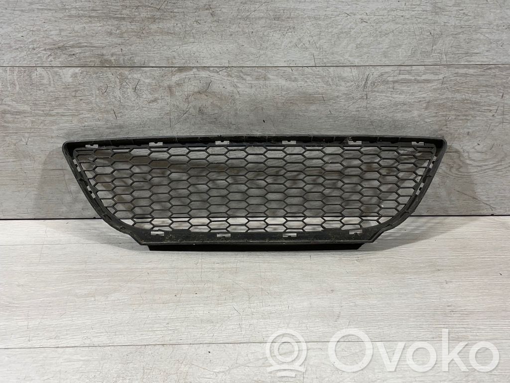 BMW 3 E90 E91 Front bumper lower grill 