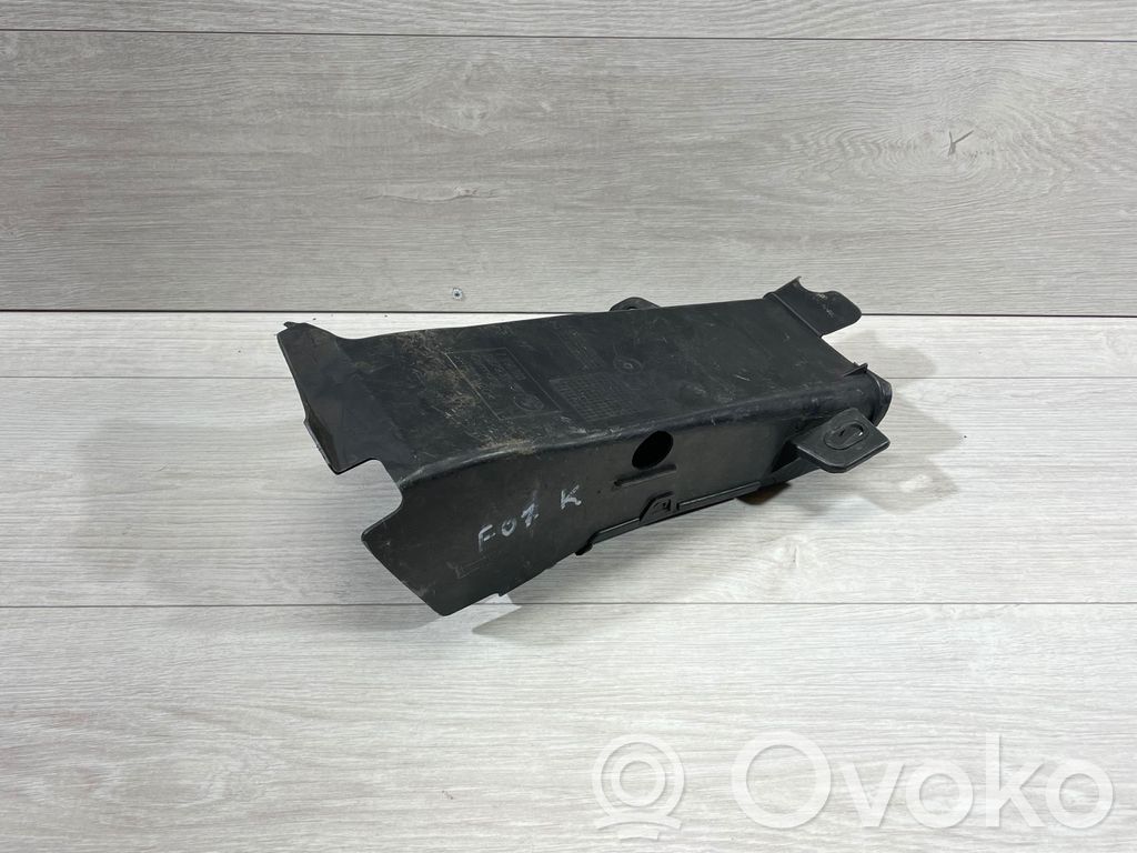 BMW 7 F01 F02 F03 F04 Kanał powietrza hamulca 
