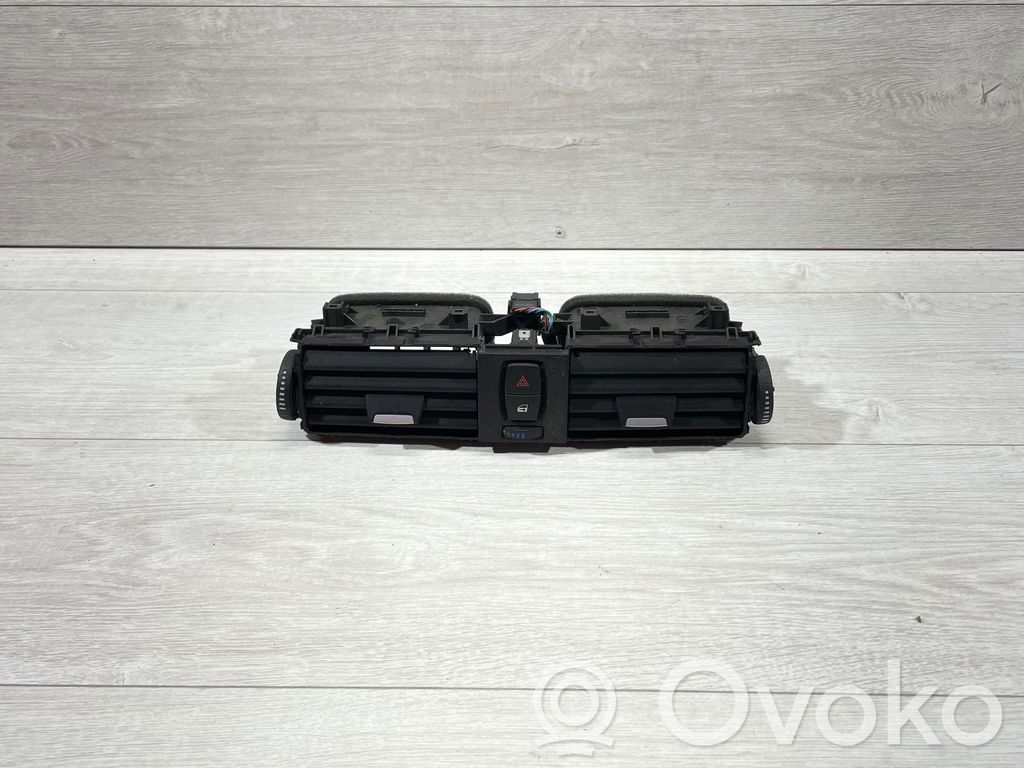 BMW 3 F30 F35 F31 Rejilla de ventilación central del panel 