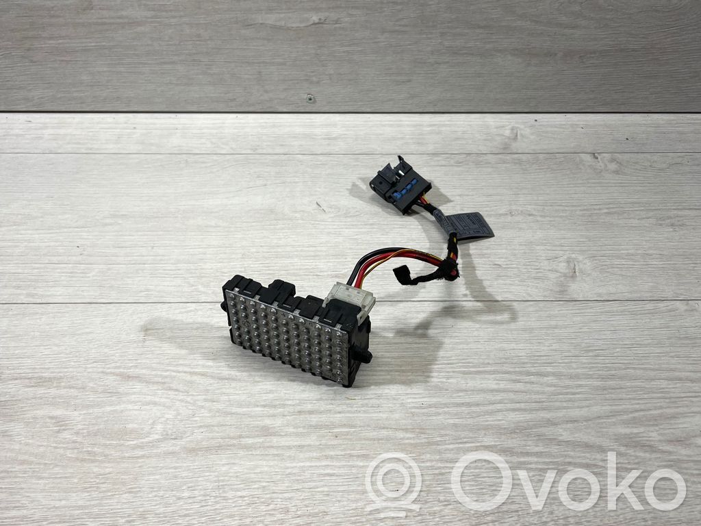 BMW 5 E60 E61 Pečiuko ventiliatoriaus reostatas (reustatas) 