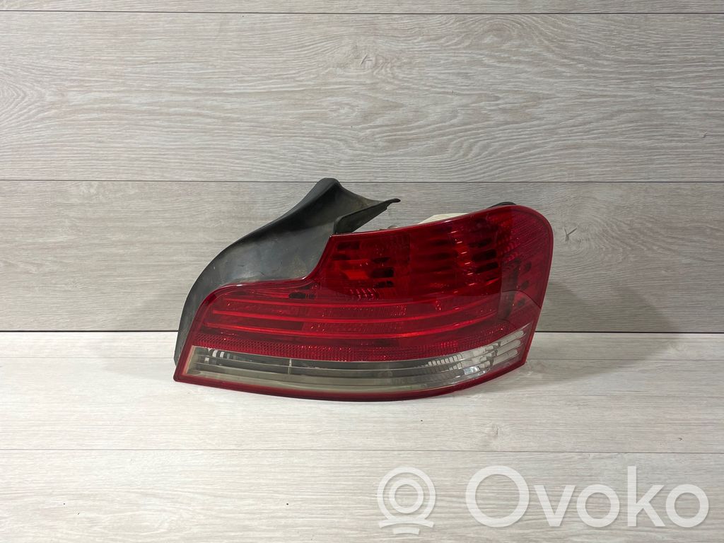 Rear/tail lights   6924520,0102647,2VP00961502