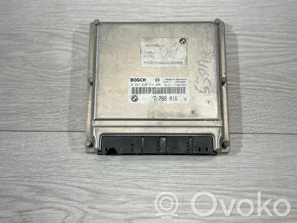 BMW 5 E39 Engine control unit/module 