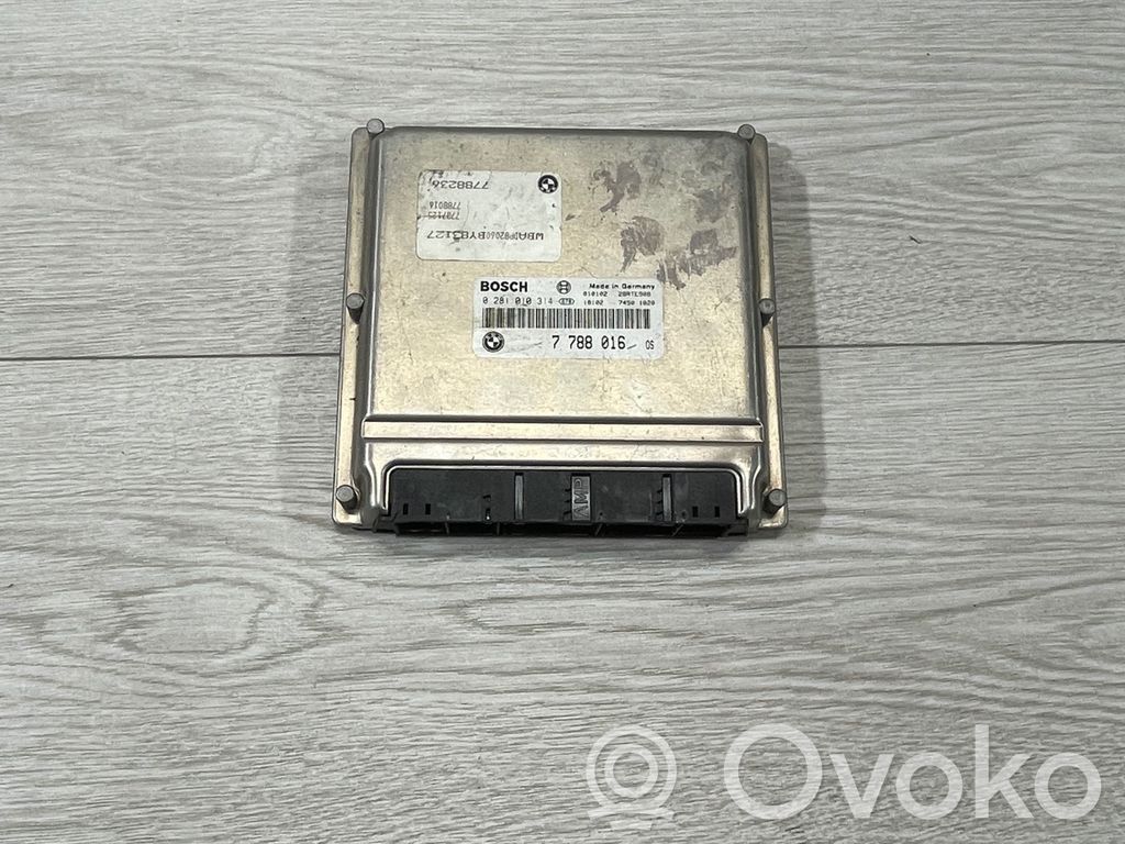 BMW 5 E39 Engine control unit/module 