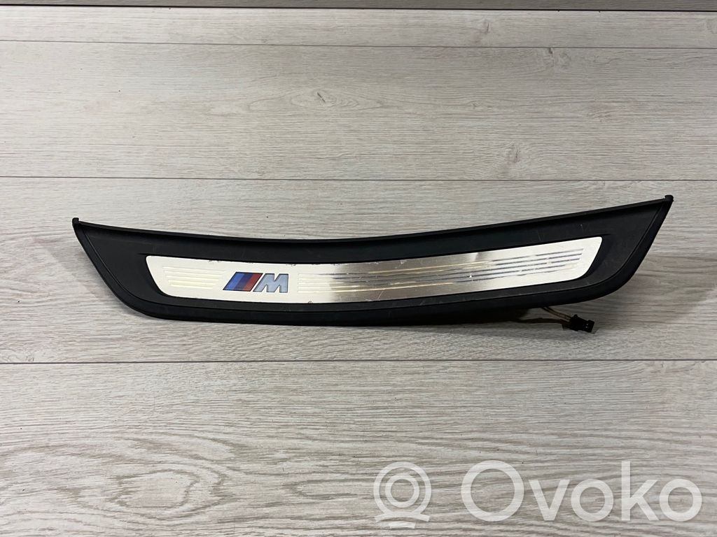 BMW 5 G30 G31 G38 Listwa progowa tylna 