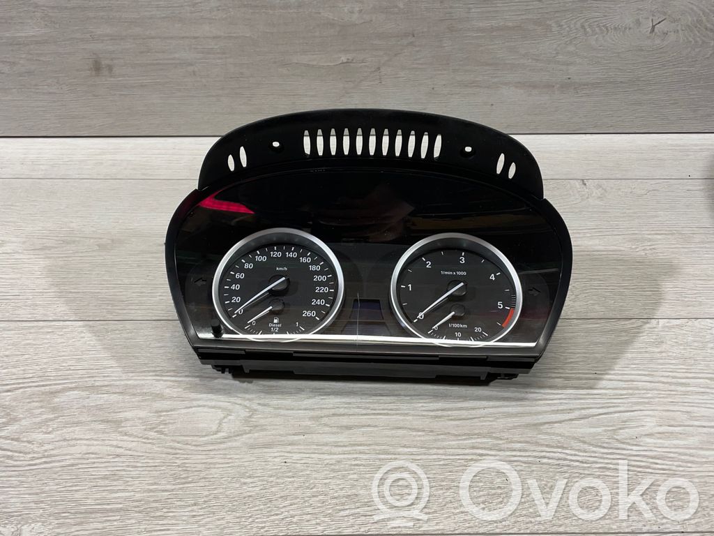 BMW X5 E70 Speedometer (instrument cluster) 