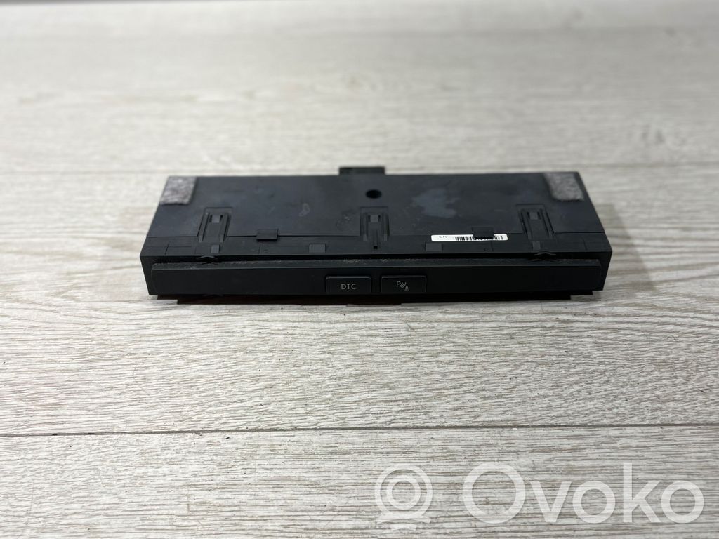 BMW 3 E90 E91 Parking (PDC) sensor switch 