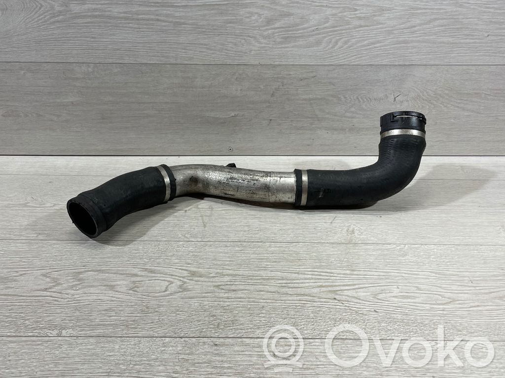 BMW 5 E60 E61 Välijäähdyttimen letku 