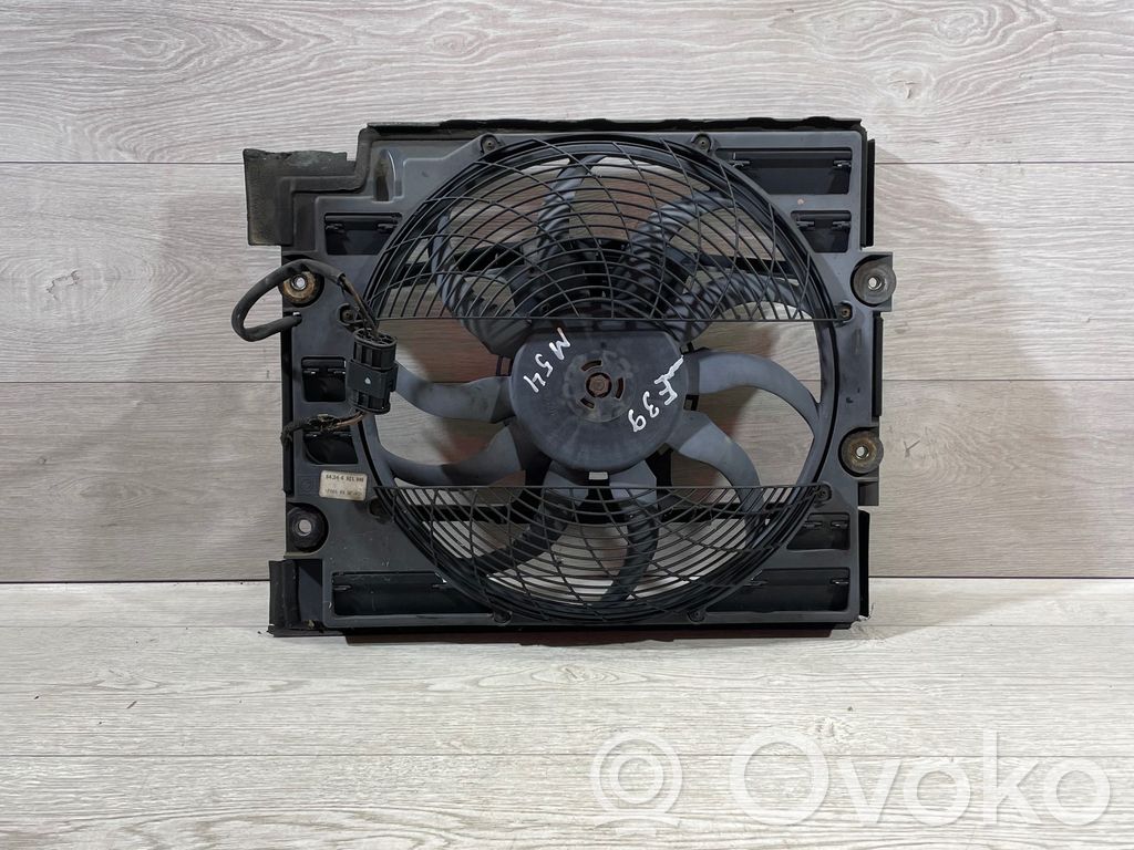 BMW 5 E39 Elektrisks radiatoru ventilators 