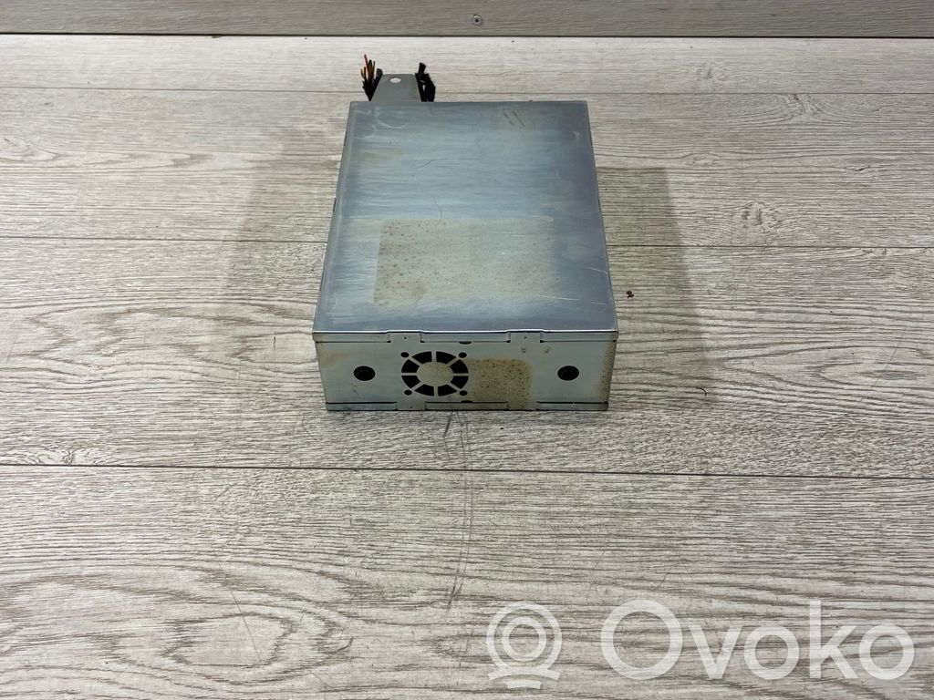 GPS navigation control unit/module   6924749,037138054,010366