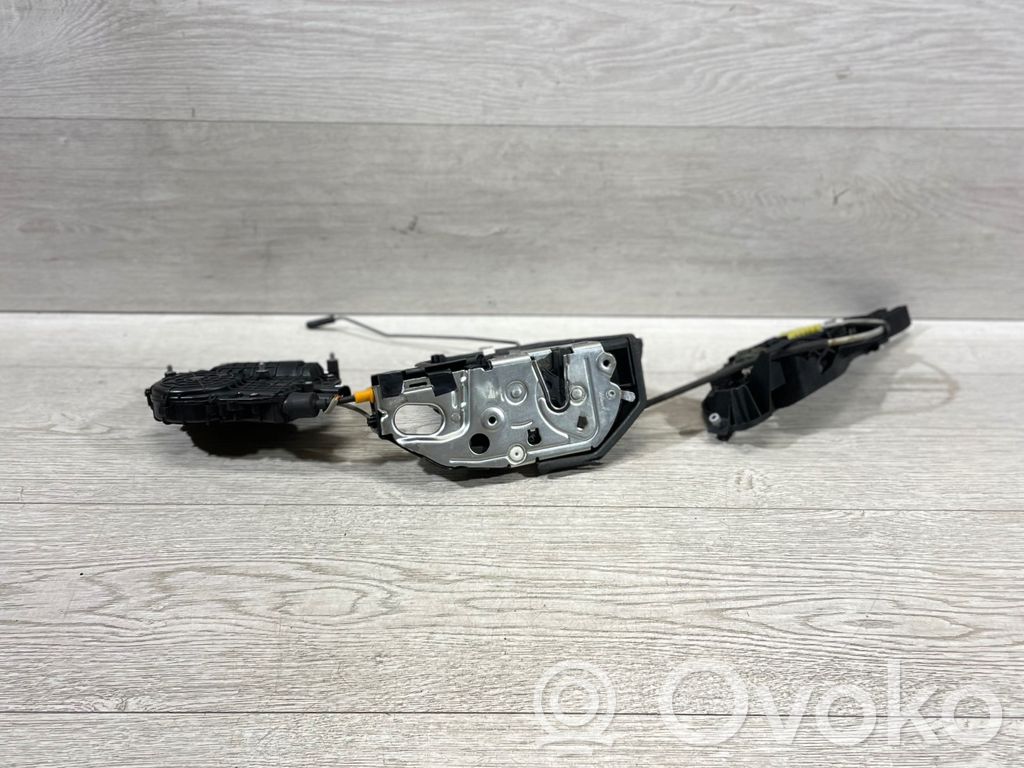 BMW X5 E70 Galinių durų spyna 