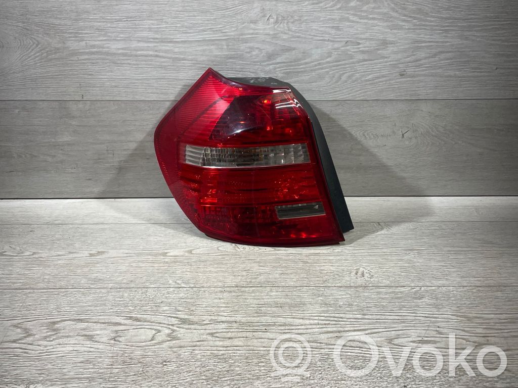 Rear/tail lights   7184955