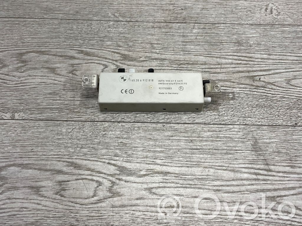 Pystyantennivahvistin   65206912818,921753001