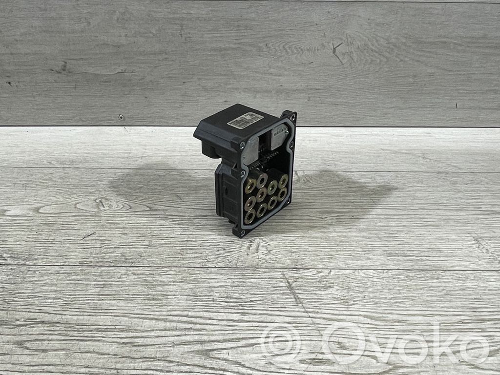 BMW 5 E39 ABS Pump 