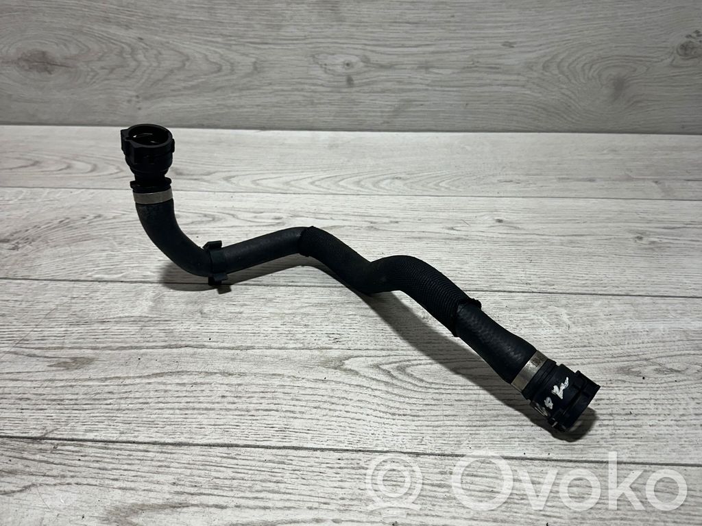 Engine coolant pipe/hose   7789403