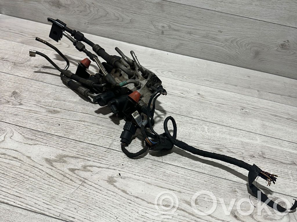BMW 7 E65 E66 Active stabilizer control/valve assembly 