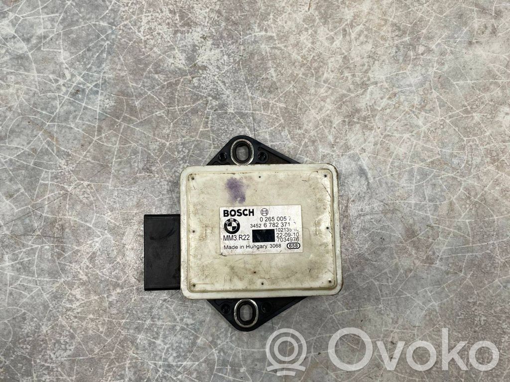 BMW 5 E60 E61 ESP acceleration yaw rate sensor 