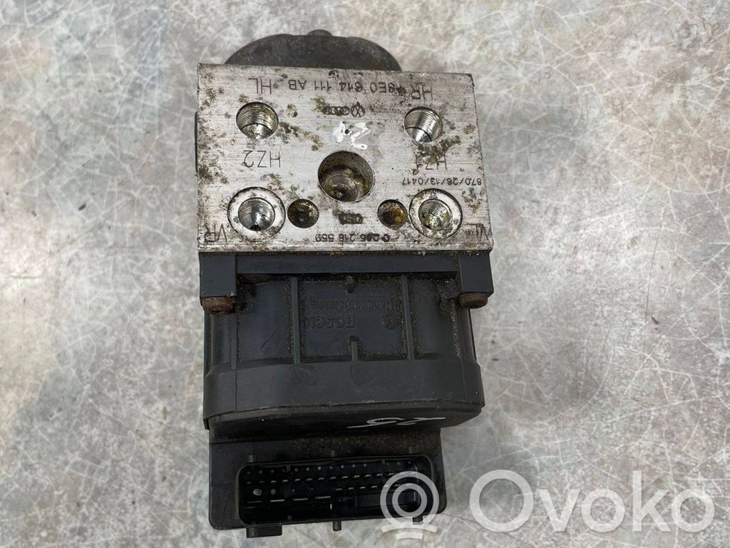 Audi A6 S6 C5 4B ABS Pump 