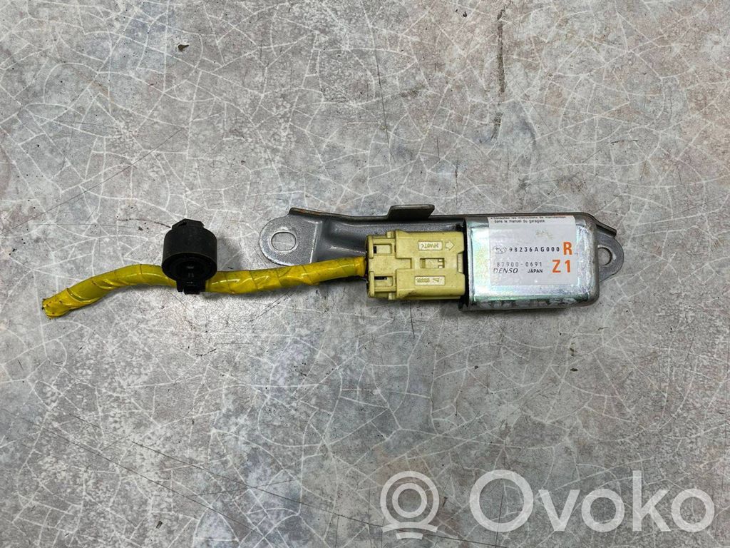 Subaru Legacy Czujnik uderzenia Airbag 