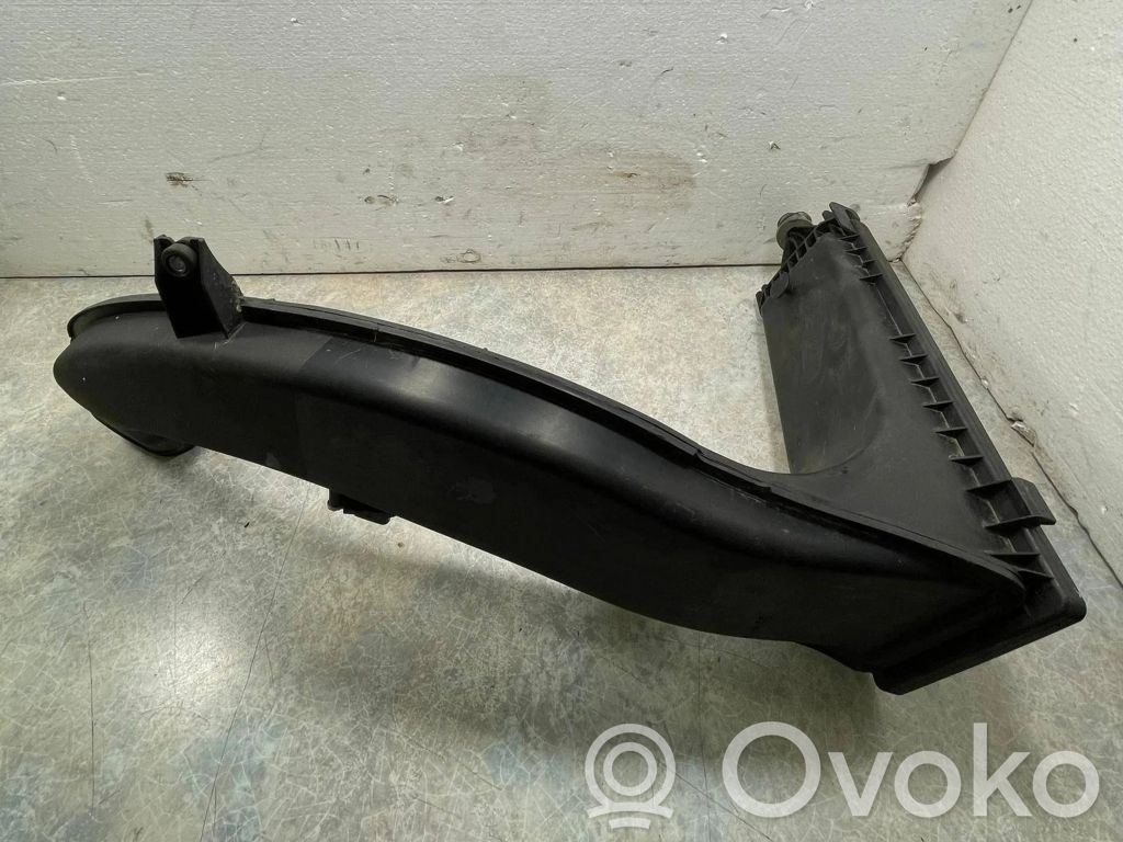 BMW 7 F01 F02 F03 F04 Filtr powietrza 