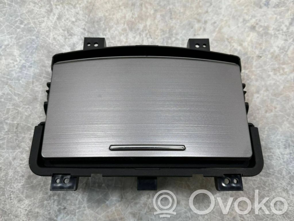 Subaru Legacy Cup holder 