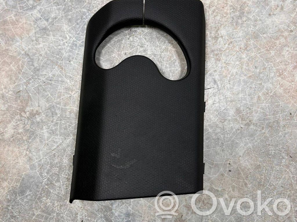 BMW i3 Pilar (B) (superior) 