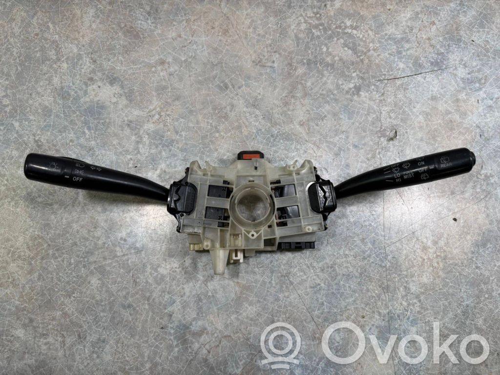 Subaru Impreza I Interruptor/palanca de limpiador de luz de giro 