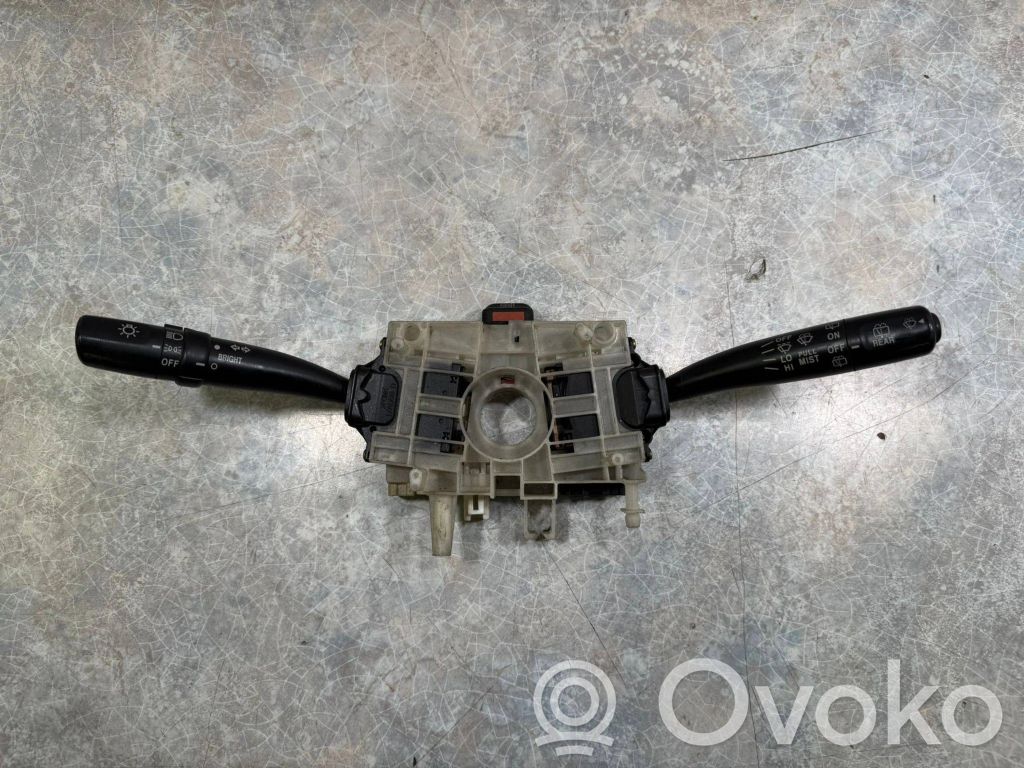 Subaru Legacy Commodo, commande essuie-glace/phare 