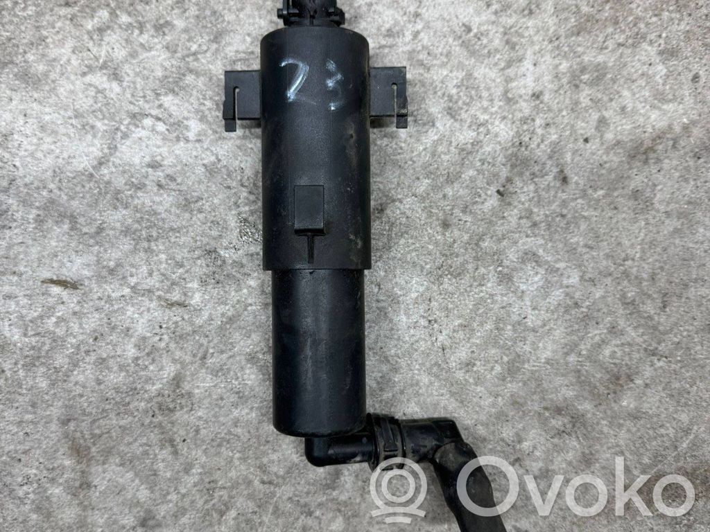 BMW 3 E90 E91 Headlight washer spray nozzle 