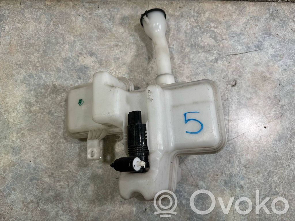 BMW i3 Logu šķidruma tvertne 