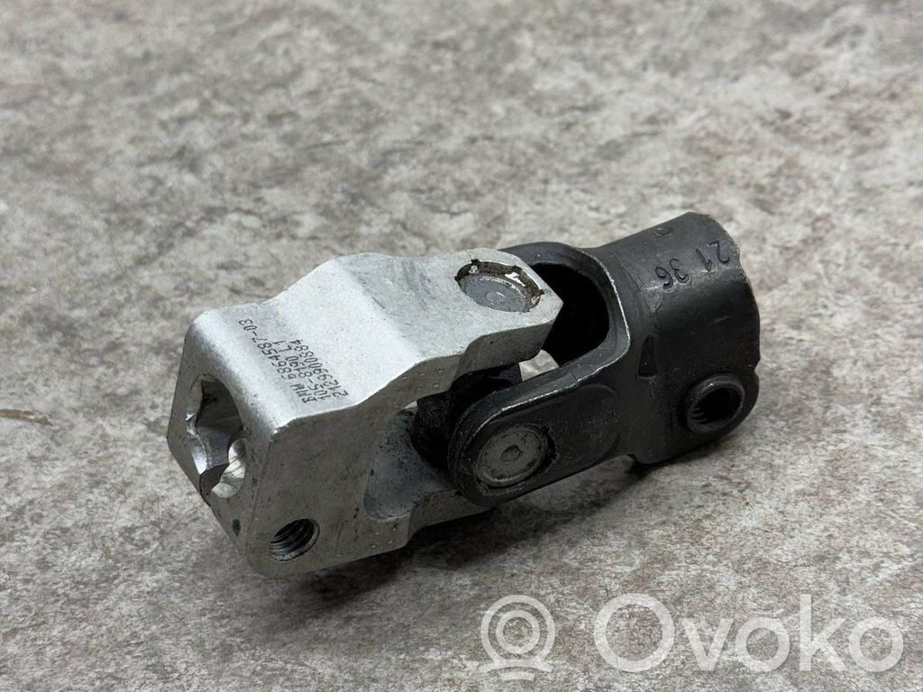Steering column universal joint   6864587