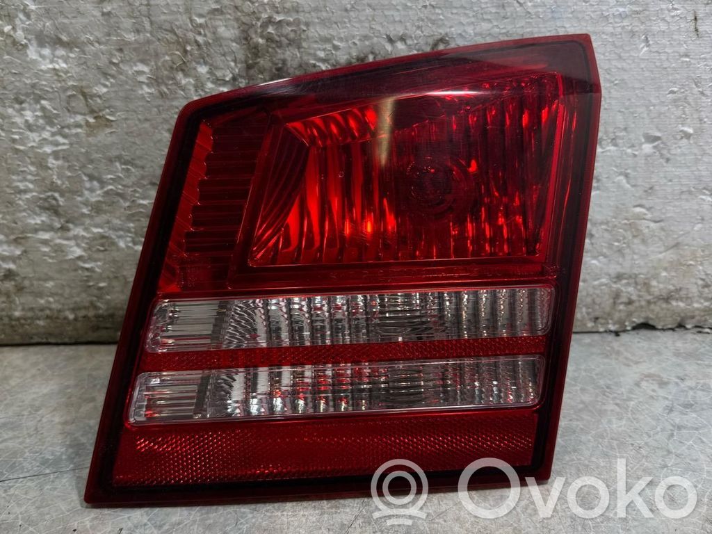 Dodge Journey Takaluukun takavalot 