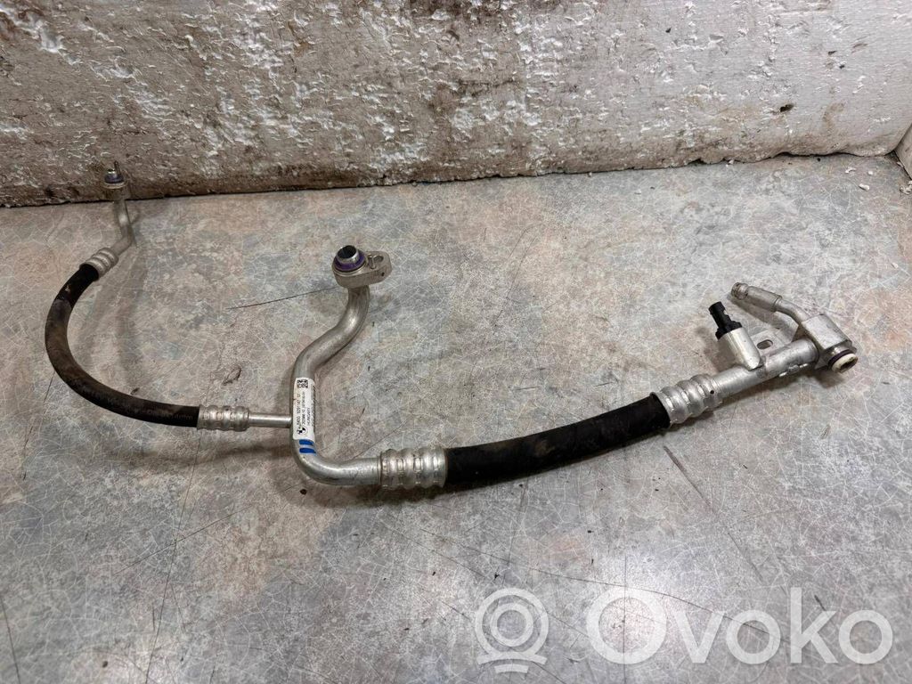 BMW i3 Ilmastointilaitteen putki (A/C) 