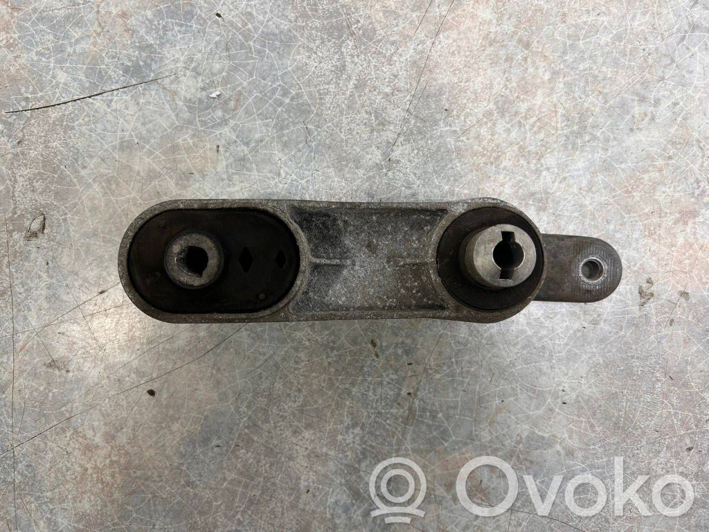 Gearbox mount   6793362