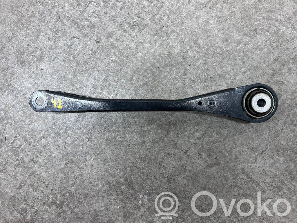 Rear upper control arm/wishbone   6878037