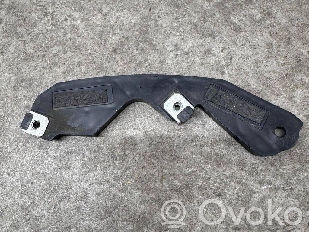 BMW i3 Front bumper mounting bracket 