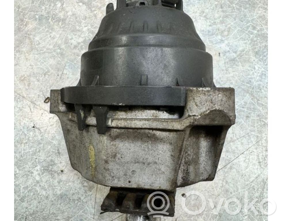 BMW X5 G05 Engine mount bracket 