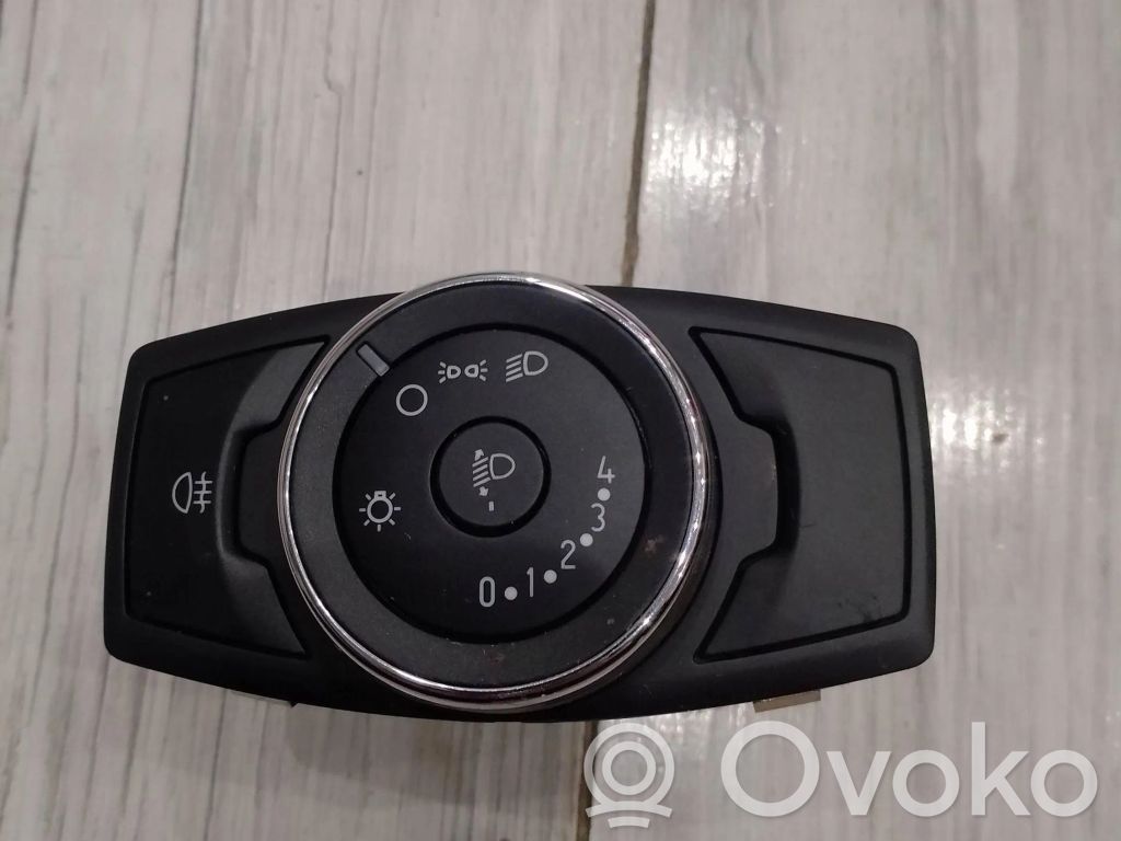 Ford Focus Light switch 