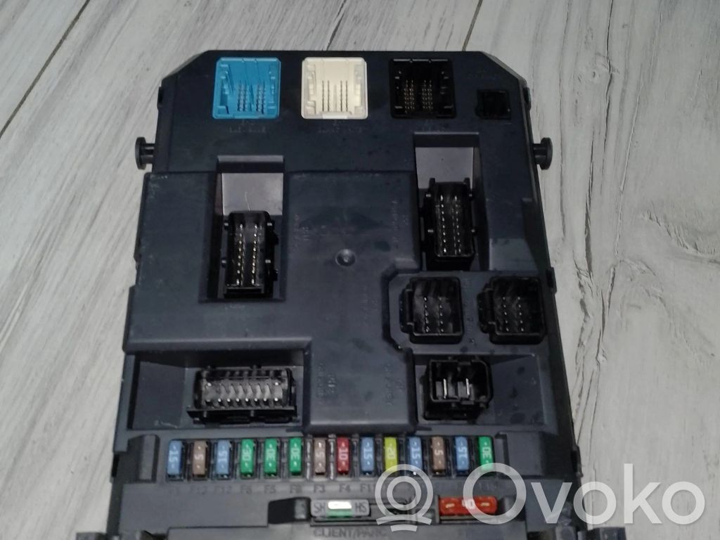 Citroen C3 Picasso Komforto modulis 
