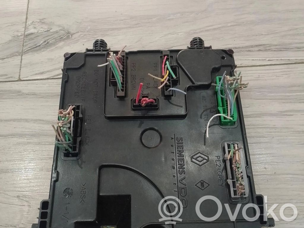Renault Laguna III Otras unidades de control/módulos 