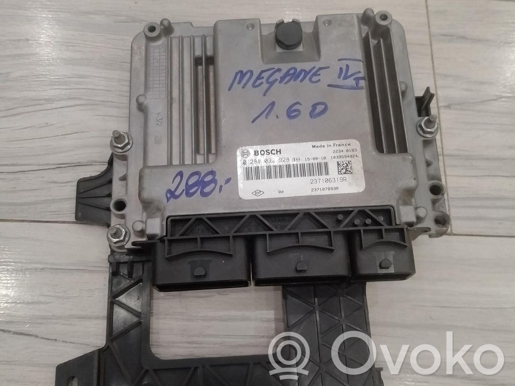 Renault Megane IV Engine control unit/module ECU 