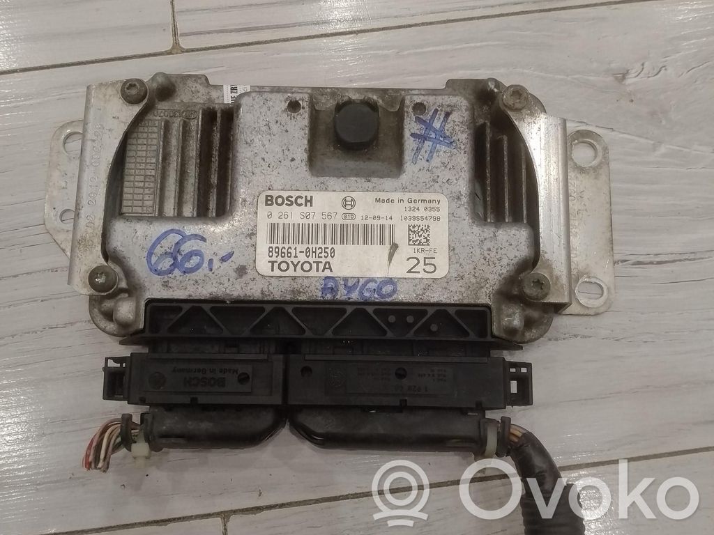Toyota Aygo AB10 Engine control unit/module ECU 