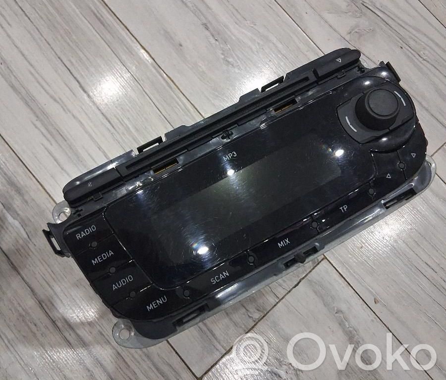 Seat Ibiza IV (6J,6P) Panel / Radioodtwarzacz CD/DVD/GPS 